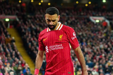 تييري هنري يشيد بصلاح: الطريقة التي عاد بها للدوري الإنجليزي استثنائية